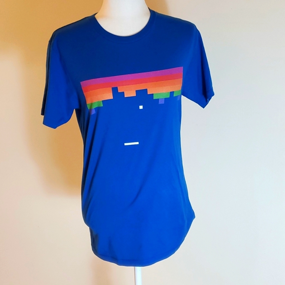 TeePublic blue vintage pong graphic t-shirt